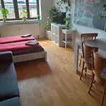 Gwuni Mopera B&B *
