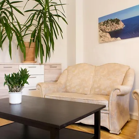 Gwuni ゲストハウス *